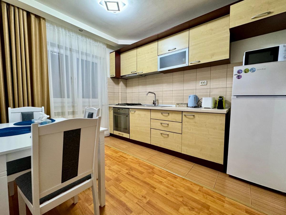 דירות סוסאבה Altheda Living Eroilor 116-A4 מראה חיצוני תמונה